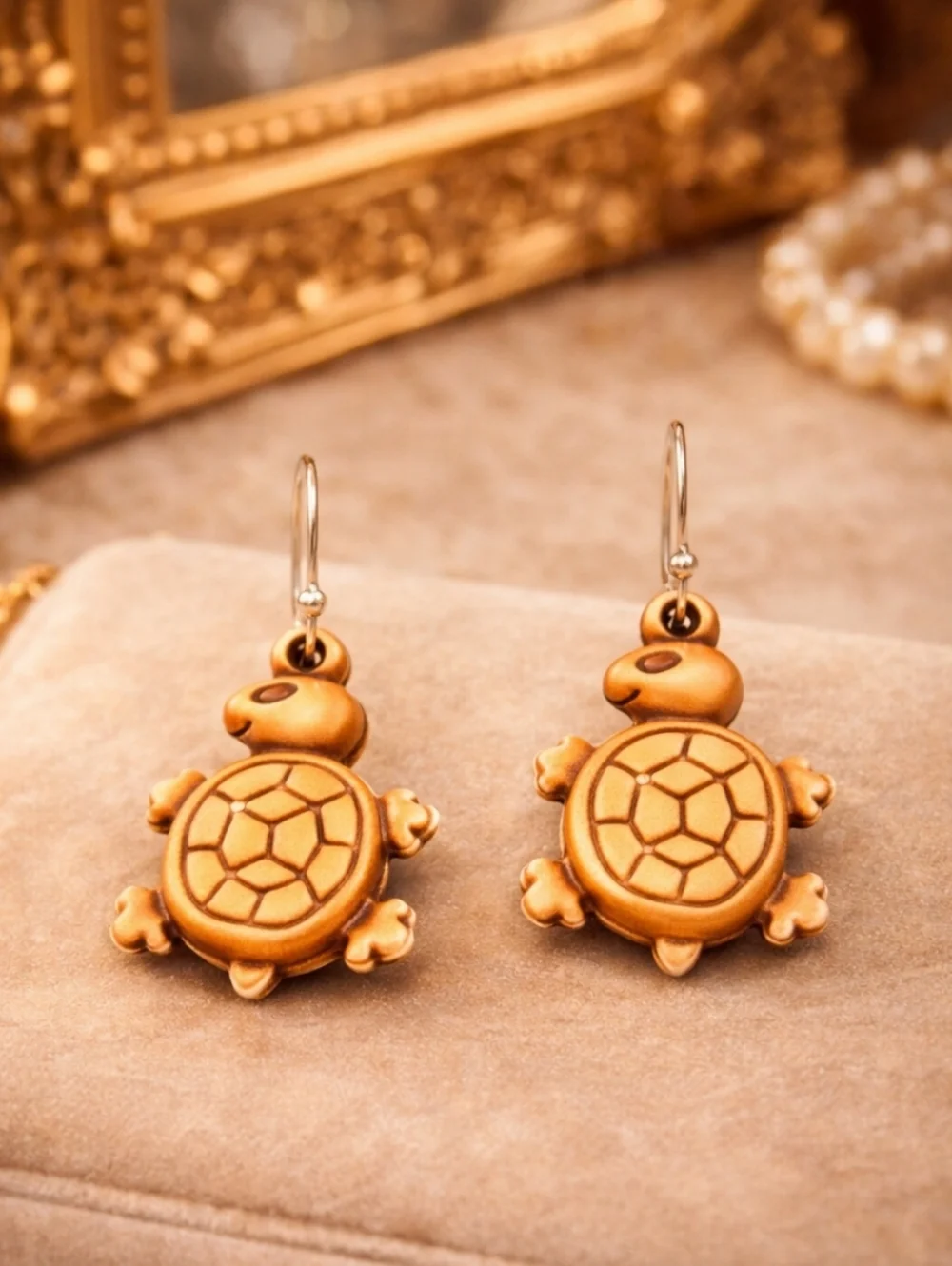 Vintage style turtle dangle earrings faux bone carved look animal novelty